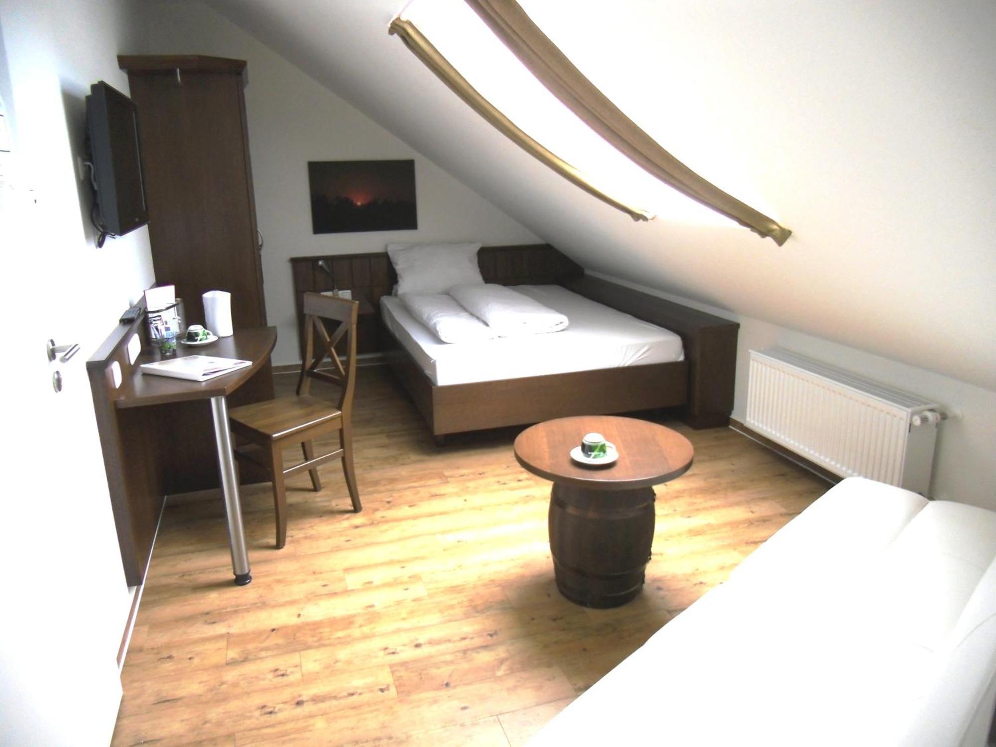 Wein-Traeume Hotel Thuengersheim ภายนอก รูปภาพ