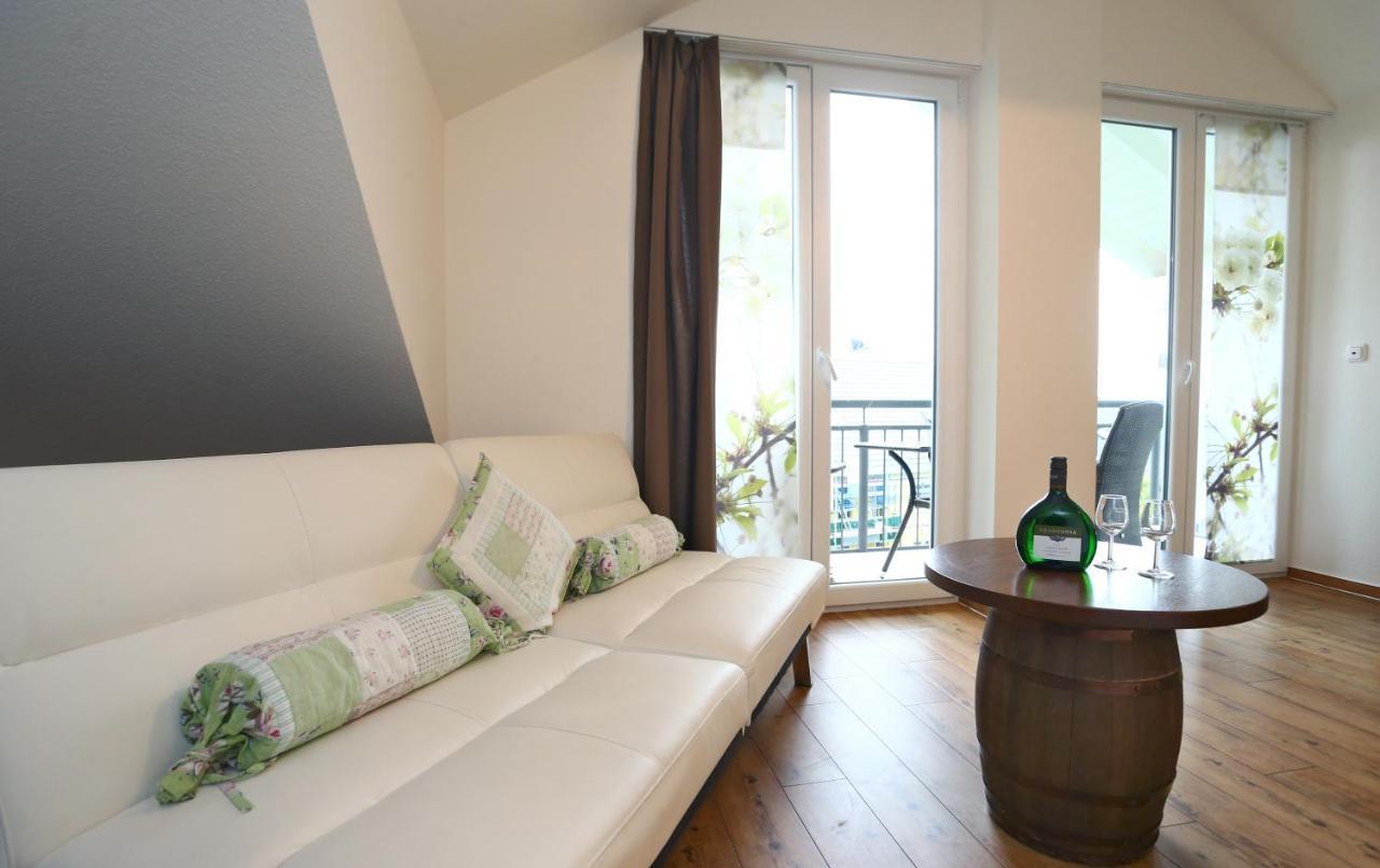 Wein-Traeume Hotel Thuengersheim ภายนอก รูปภาพ