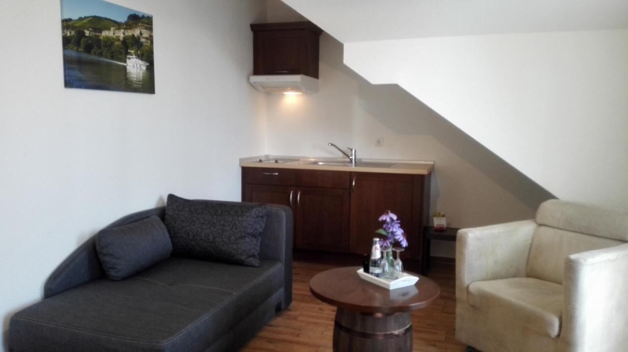 Wein-Traeume Hotel Thuengersheim ภายนอก รูปภาพ